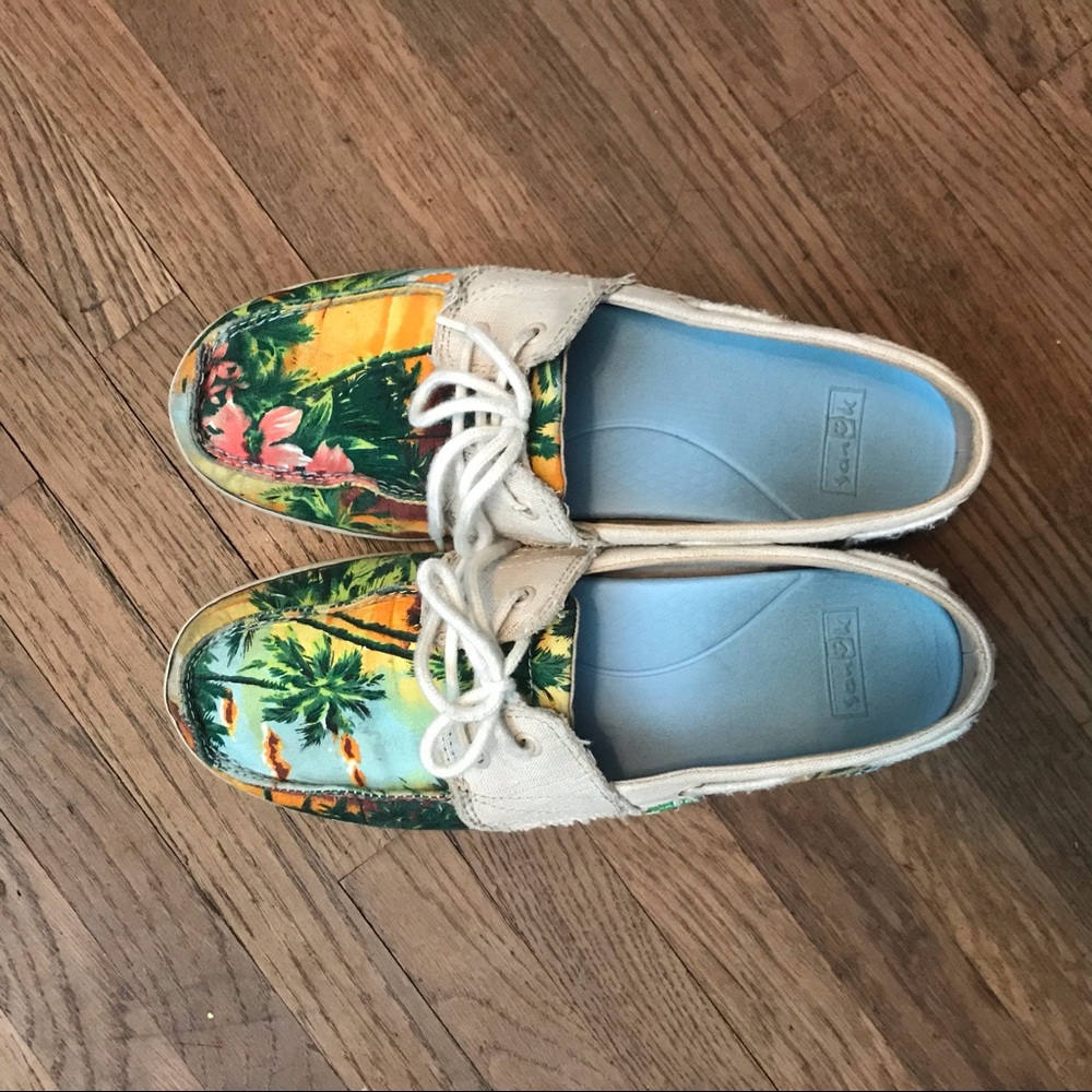 Tropical Sanuk Slip-Ons